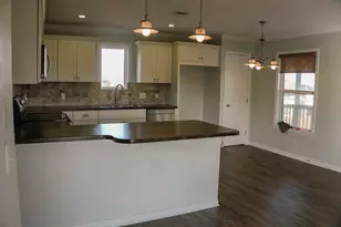 1978 Bayview Dr, Palacios, TX 77465 - Photo 19