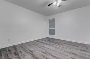 8034 Antoine Dr, Houston, TX 77088 - Photo 19
