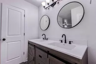 8034 Antoine Dr, Houston, TX 77088 - Photo 13