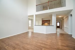 3911 Fallsbrook Ct, Sugar Land, TX 77479 - Photo 9