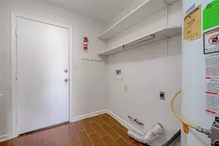 2022 Highland Hills Dr, Sugar Land, TX 77478 - Photo 19