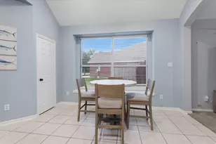 605 Pelican Harbour Dr, Texas City, TX 77590 - Photo 17