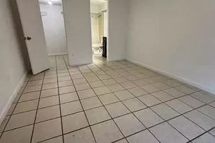 9797 Leawood Blvd, Houston, TX 77099 - Photo 7