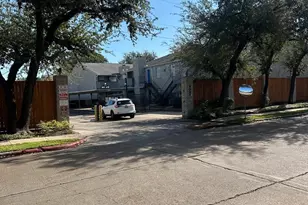 9797 Leawood Blvd, Houston, TX 77099 - Photo 3