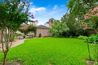 12210 Ravenmoor Drive, Houston, TX 77077 - Photo 31