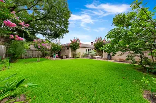 12210 Ravenmoor Dr, Houston, TX 77077 - Photo 5