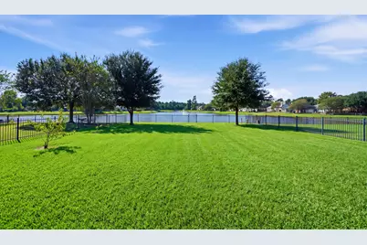 9303 E Lakeside Drive, Magnolia, TX 77354 - Photo 31