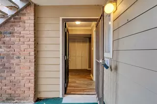 5005 Georgi Ln, Houston, TX 77092 - Photo 5