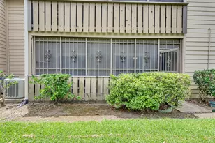 5005 Georgi Ln, Houston, TX 77092 - Photo 27