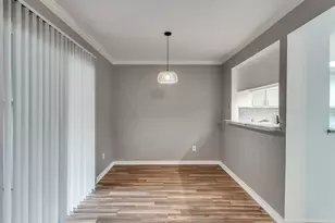 5005 Georgi Ln, Houston, TX 77092 - Photo 13