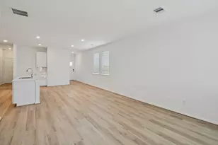 29219 Farmhouse Ests Dr, Waller, TX 77484 - Photo 9