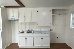 1755 Parry St, Beaumont, TX 77703 - Photo 5