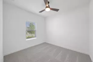 7722 Jade Crst Dr, Angleton, TX 77515 - Photo 15