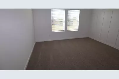 7722 Jade Crest Drive, Angleton, TX 77515 - Photo 5