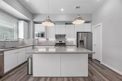 5823 Fairdale Lane #C, Houston, TX 77057 - Photo 13