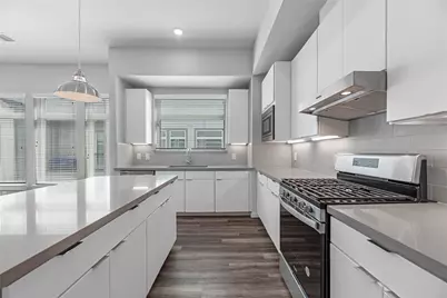 5823 Fairdale Lane #C, Houston, TX 77057 - Photo 15