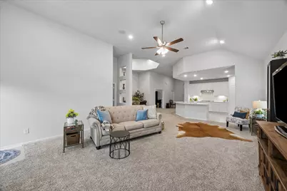 505 Zinfandel Court, Alvin, TX 77511 - Photo 11
