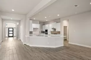 1524 N Blue Bonnet Ln, Angleton, TX 77515 - Photo 13