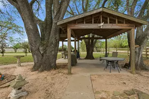 36455 Joe Loggins Rd, Hempstead, TX 77445 - Photo 25