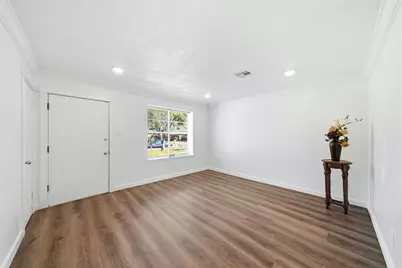 16918 Folsom Drive, Houston, TX 77049 - Photo 5