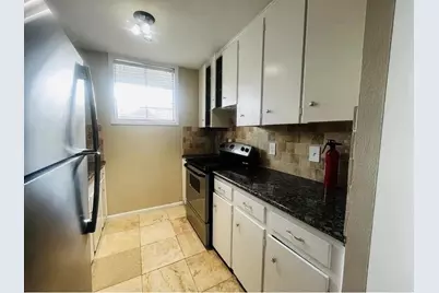 5123 Del Monte Drive #1, Houston, TX 77056 - Photo 9