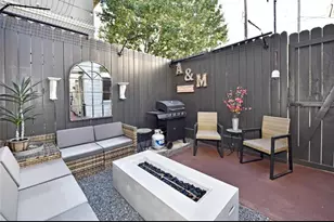 2007 Bailey St, Houston, TX 77006 - Photo 3