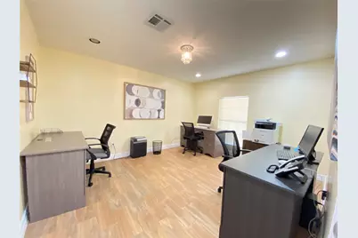 2125 Strawberry Road, Pasadena, TX 77502 - Photo 11