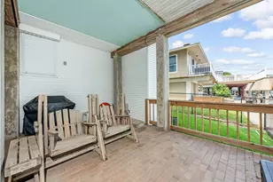 1334 Outrigger, Tiki Island, TX 77554 - Photo 43