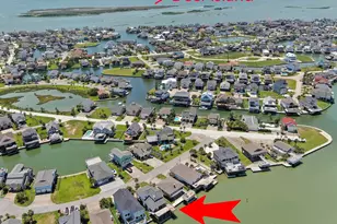 1334 Outrigger, Tiki Island, TX 77554 - Photo 5