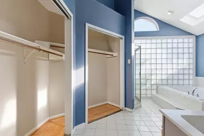 9306 Corner Oaks Lane, Houston, TX 77036 - Photo 15