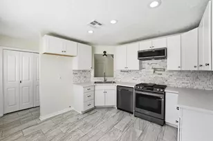 21330 Greenham Dr, Spring, TX 77388 - Photo 9