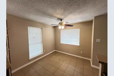 6902 Feather Creek Drive, Houston, TX 77086 - Photo 5