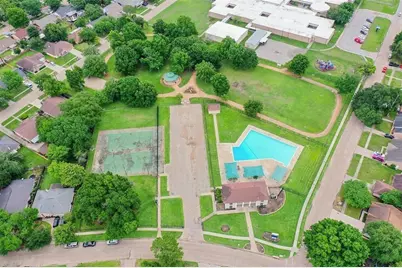 6902 Feather Creek Drive, Houston, TX 77086 - Photo 15