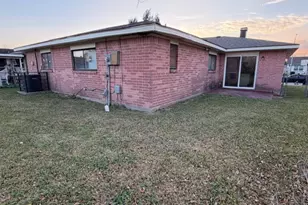 12719 Panay Dr, Houston, TX 77048 - Photo 19