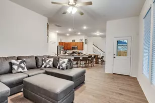 401 Magnolia St, Richwood, TX 77566 - Photo 11
