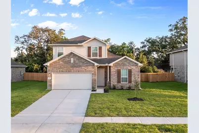 401 Magnolia Street, Richwood, TX 77531 - Photo 1