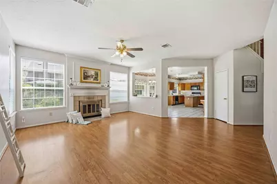206 Scarlet Maple Drive, Sugar Land, TX 77479 - Photo 3