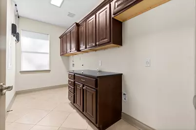 10326 Hunter Creek Lane, Conroe, TX 77304 - Photo 15