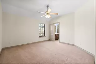 10326 Hunter Creek Ln, Conroe, TX 77304 - Photo 27