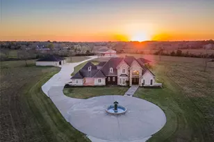 1195 County Rd 150, Alvin, TX 77511 - Photo 3