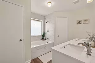 10918 Gulf Bridge Ct, Houston, TX 77075 - Photo 25