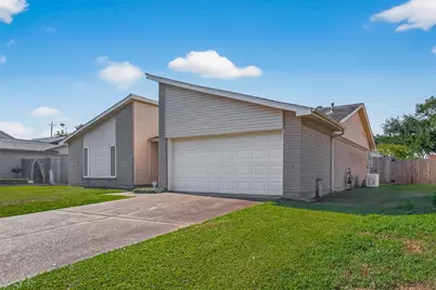 2905 Park Shadow Lane, Deer Park, TX 77536 - Photo 5