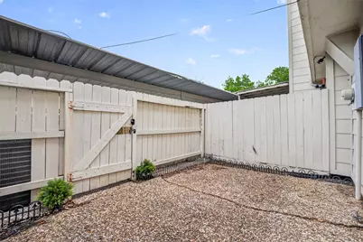 8355 Nairn St, Houston, TX 77074 - Photo 31