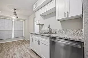 8355 Nairn St, Houston, TX Houst - Photo 15