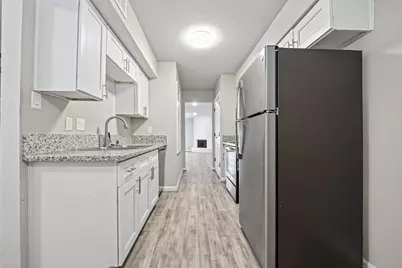 8355 Nairn St, Houston, TX 77074 - Photo 7