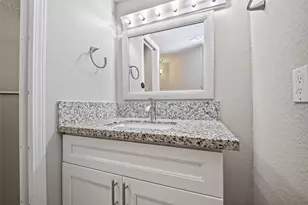 8355 Nairn St, Houston, TX 77074 - Photo 27