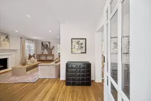 2041 Dryden Rd, Houston, TX 77030 - Photo 3