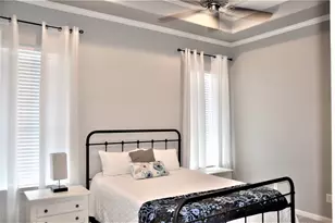 9010 Laverne Park Ln, Houston, TX 77080 - Photo 9