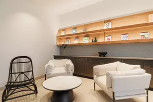 10505 Deerwood Rd, Houston, TX 77042 - Photo 7