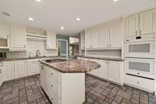 302 Hickory Ridge Dr, El Lago, TX 77586 - Photo 13